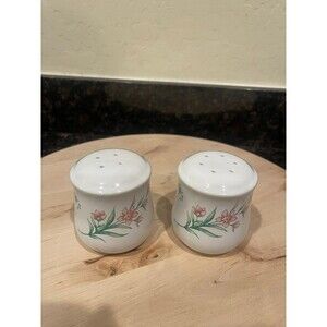 Corelle my garden salt and pepper